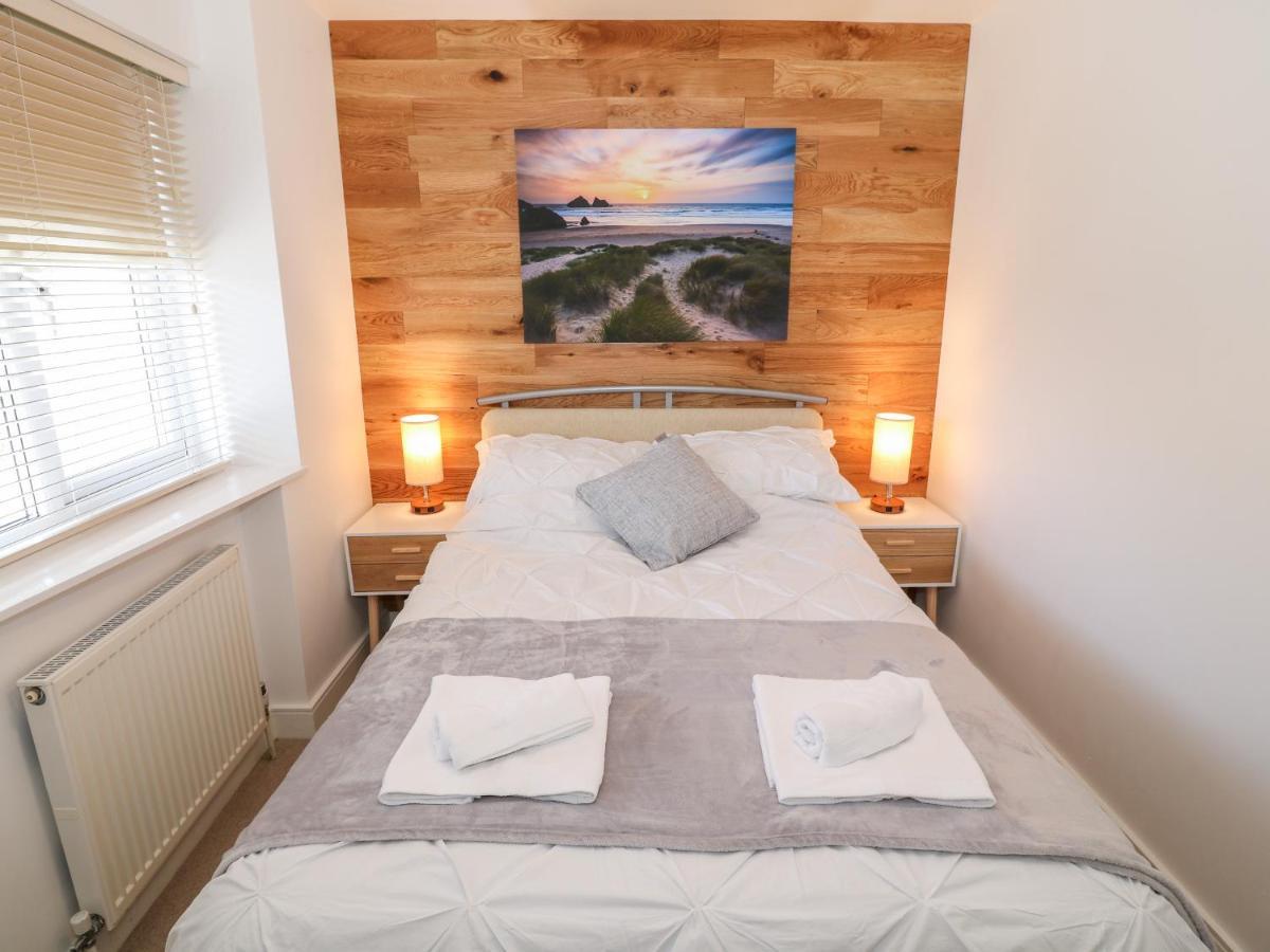 Bay View Villa Holyhead Ngoại thất bức ảnh